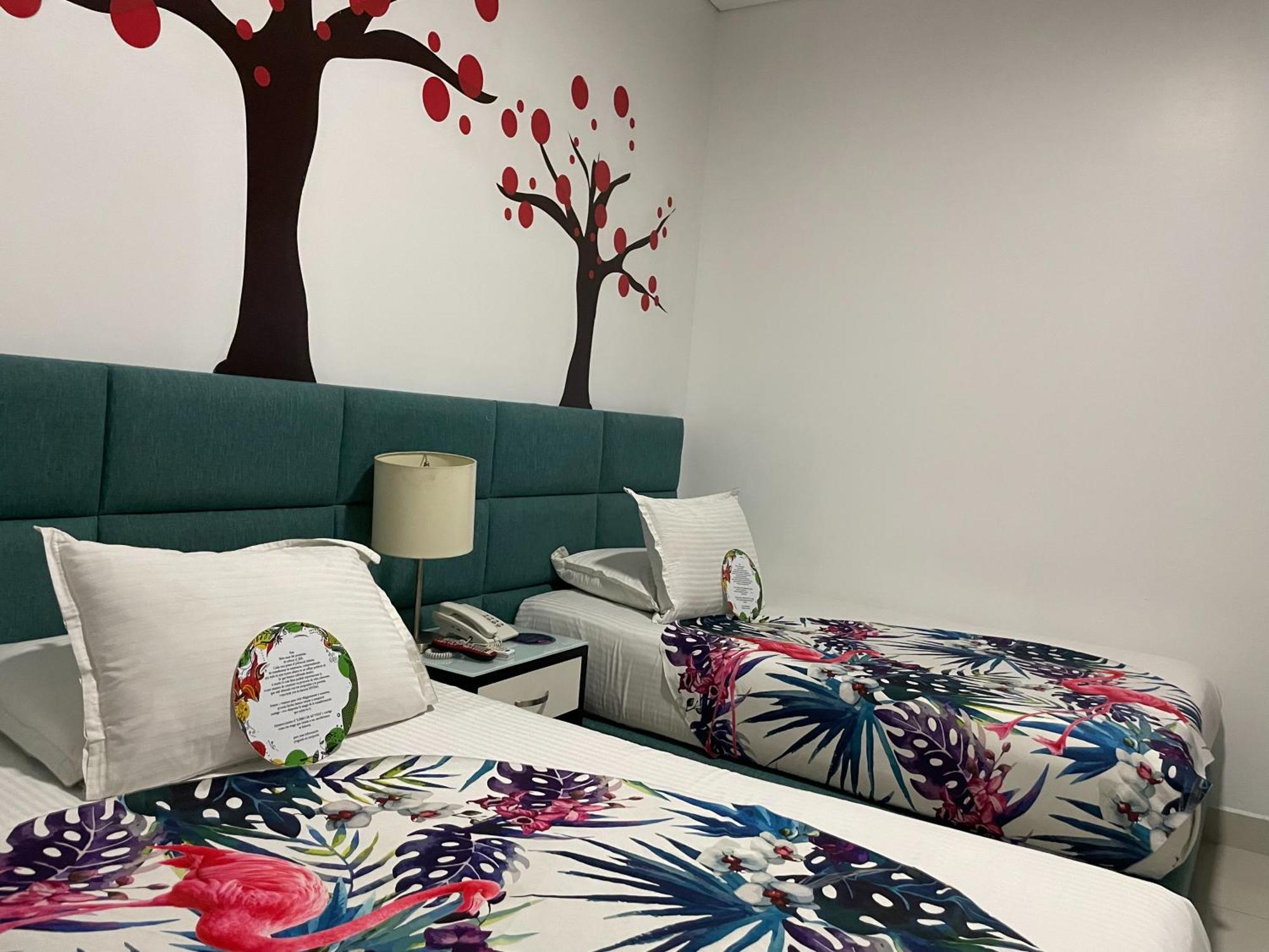 Hotel Bolivariana Plaza Medellin Luaran gambar
