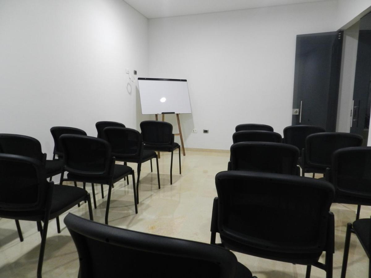 Hotel Bolivariana Plaza Medellin Luaran gambar